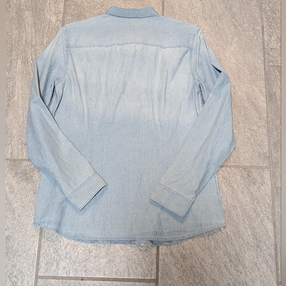 LLBean Light Blue Button-Up Shirt - Picture 4 of 4